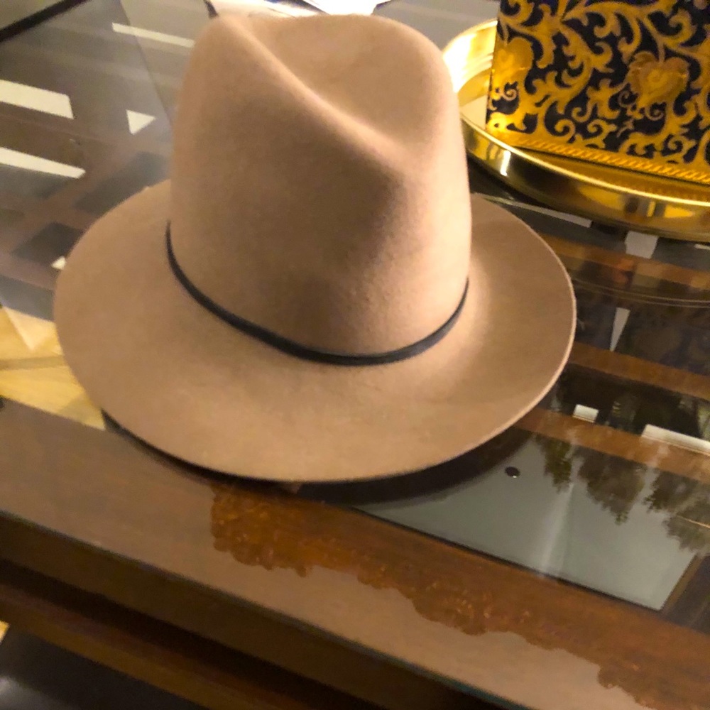 New Jenessa Leone Hat